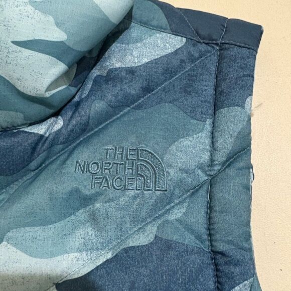 The North Face Vest Blue Camouflage - Picture 6 of 9